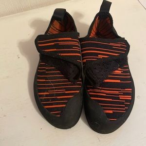 Child’s climbing shoes size 1.5 ClimbX